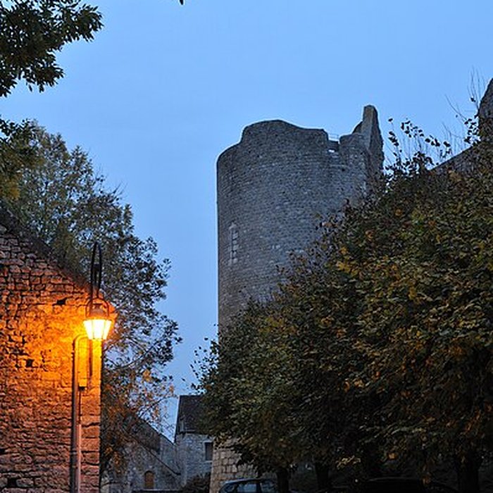 Photo de Château dYèvre-le-Châtel