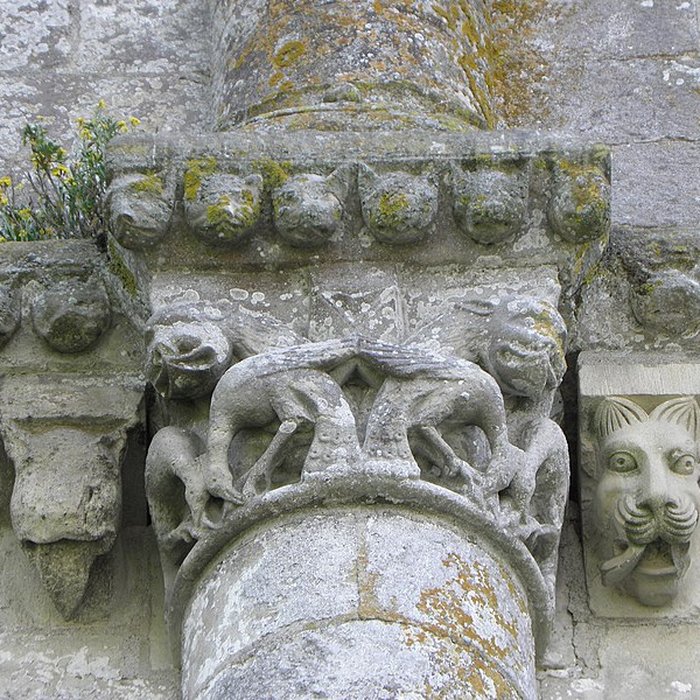Photo de Ancienne église priorale Saint-Pierre de Parthenay-le-Vieux