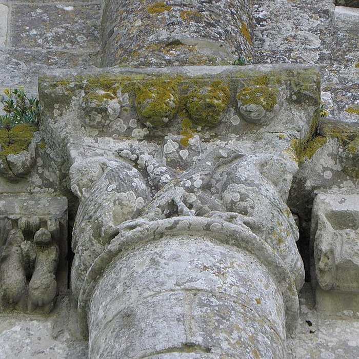 Photo de Ancienne église priorale Saint-Pierre de Parthenay-le-Vieux