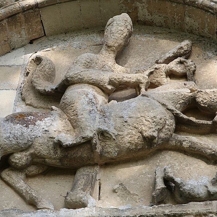 Photo de Ancienne église priorale Saint-Pierre de Parthenay-le-Vieux
