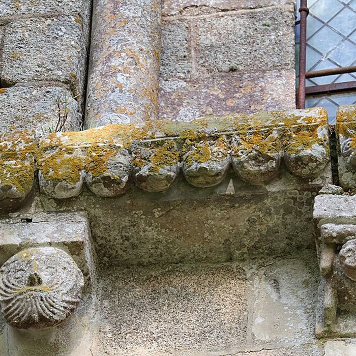 Photo de Ancienne église priorale Saint-Pierre de Parthenay-le-Vieux