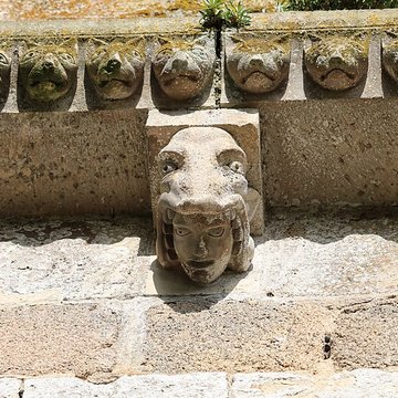 Ancienne église priorale Saint-Pierre de Parthenay-le-Vieux