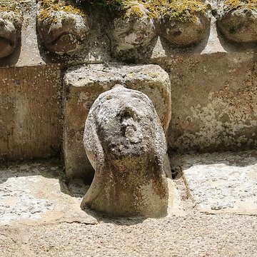 Ancienne église priorale Saint-Pierre de Parthenay-le-Vieux