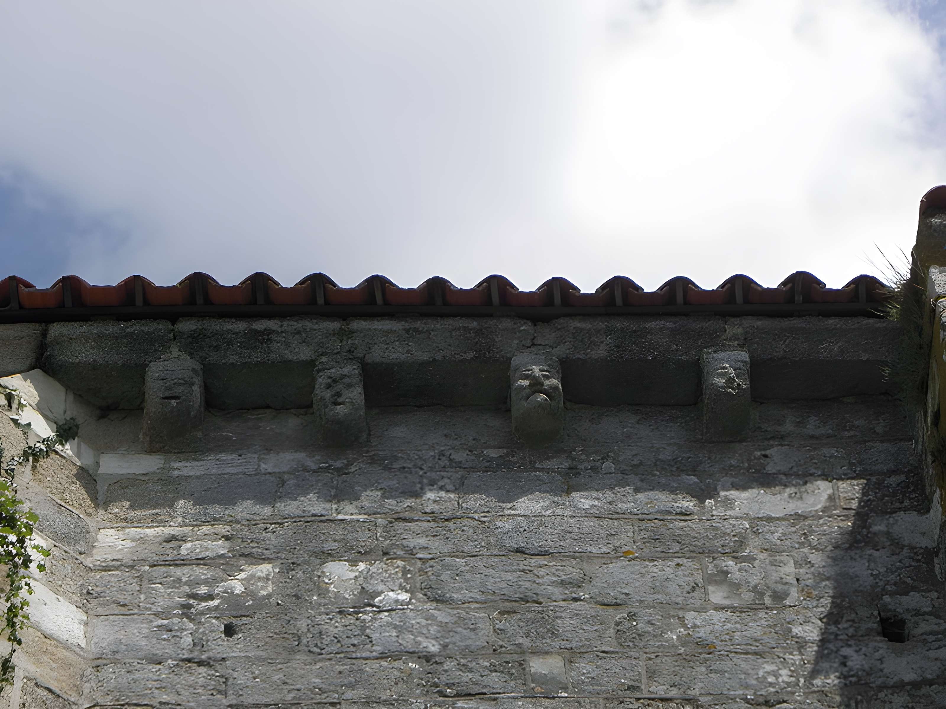 Ancienne église priorale Saint-Pierre de Parthenay-le-Vieux