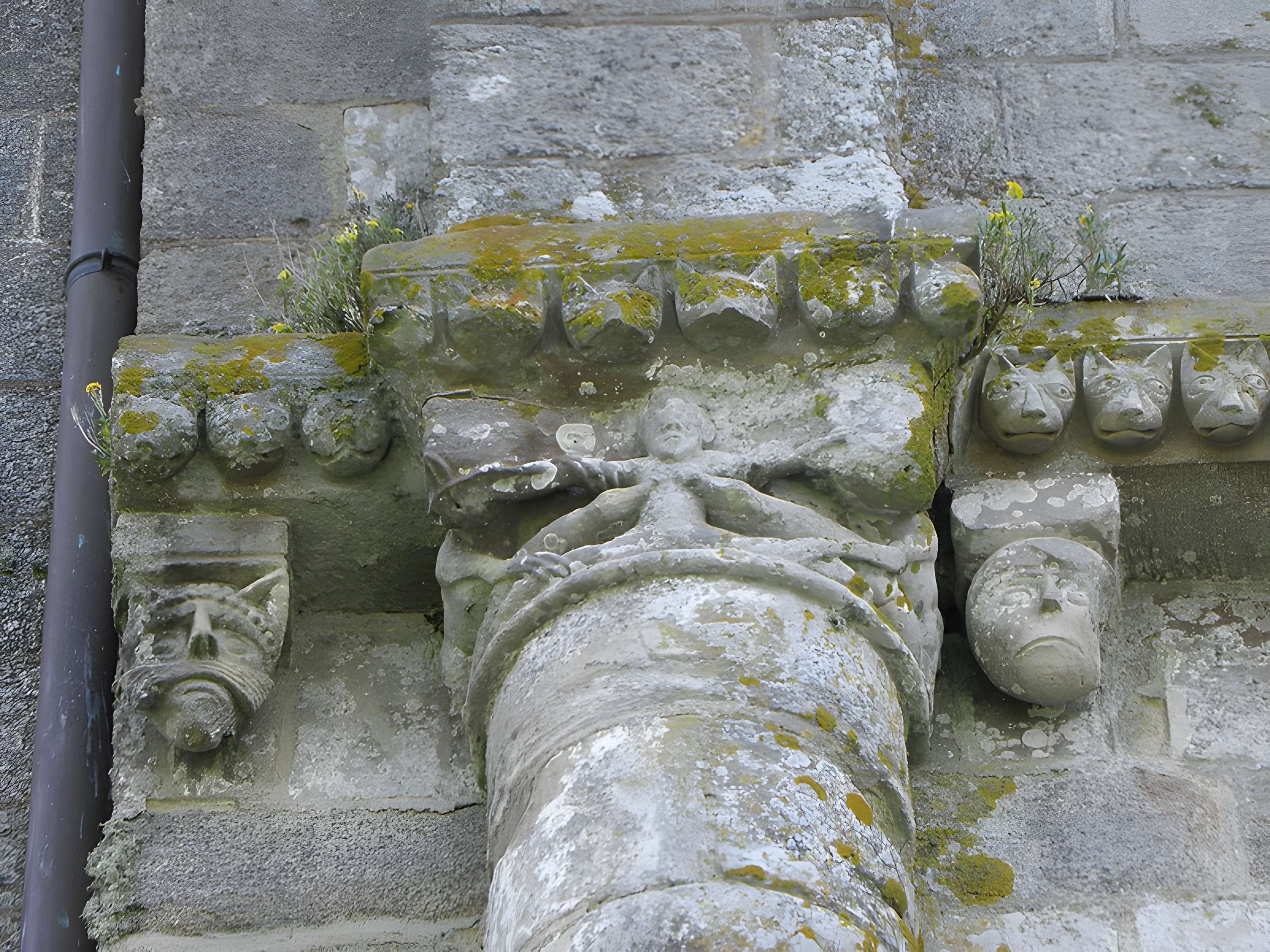 Ancienne église priorale Saint-Pierre de Parthenay-le-Vieux