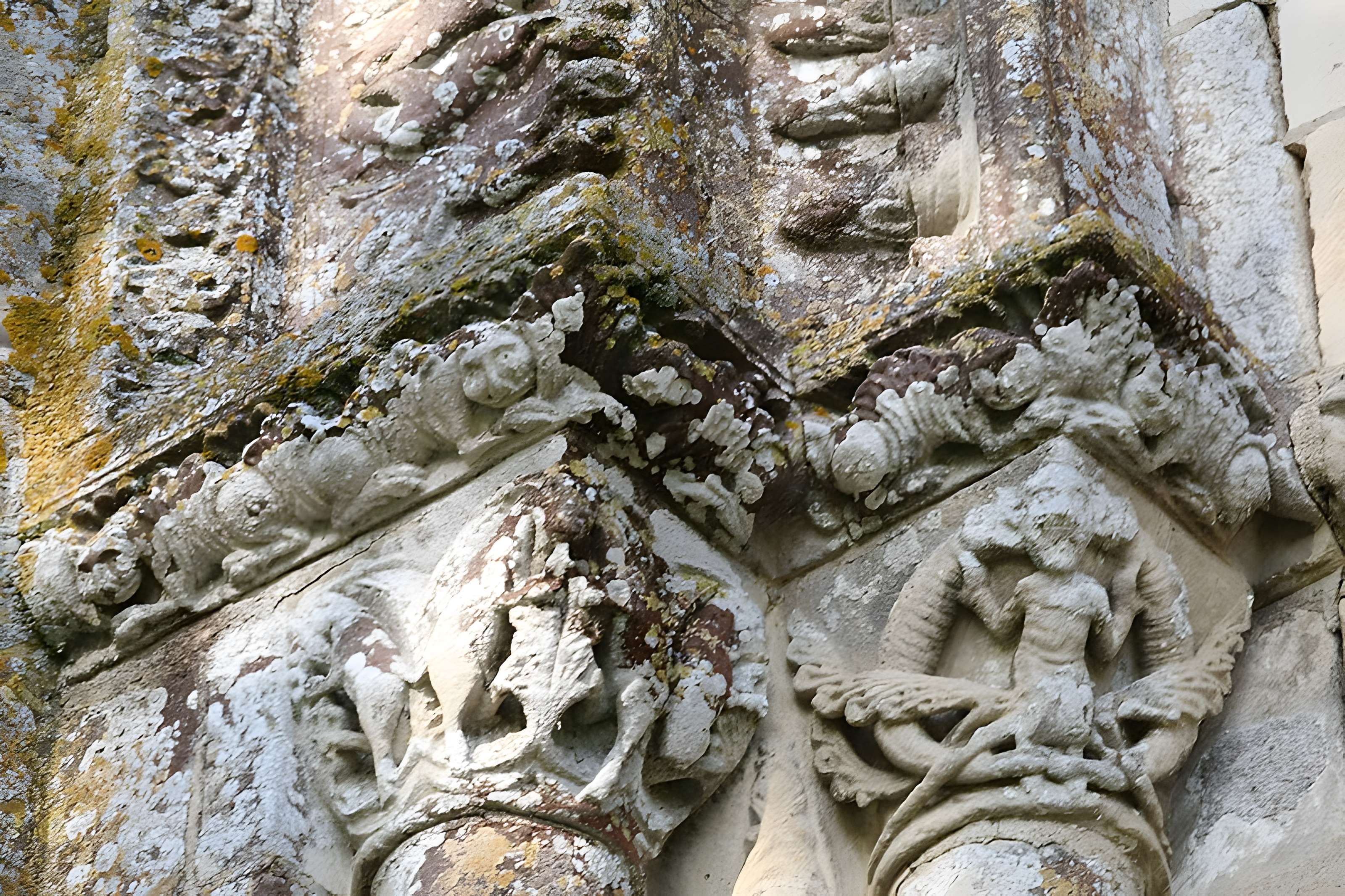 Ancienne église priorale Saint-Pierre de Parthenay-le-Vieux