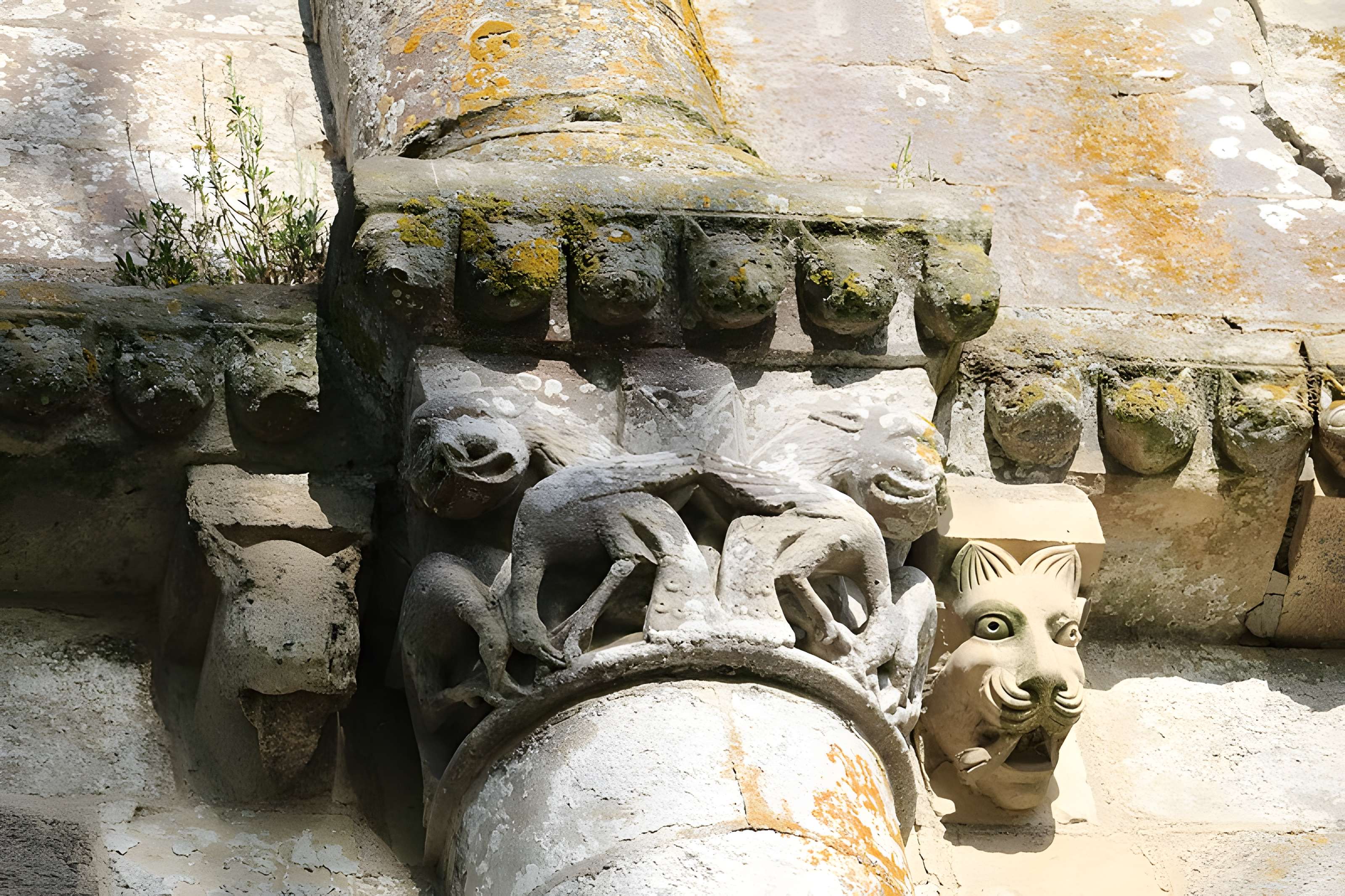 Ancienne église priorale Saint-Pierre de Parthenay-le-Vieux