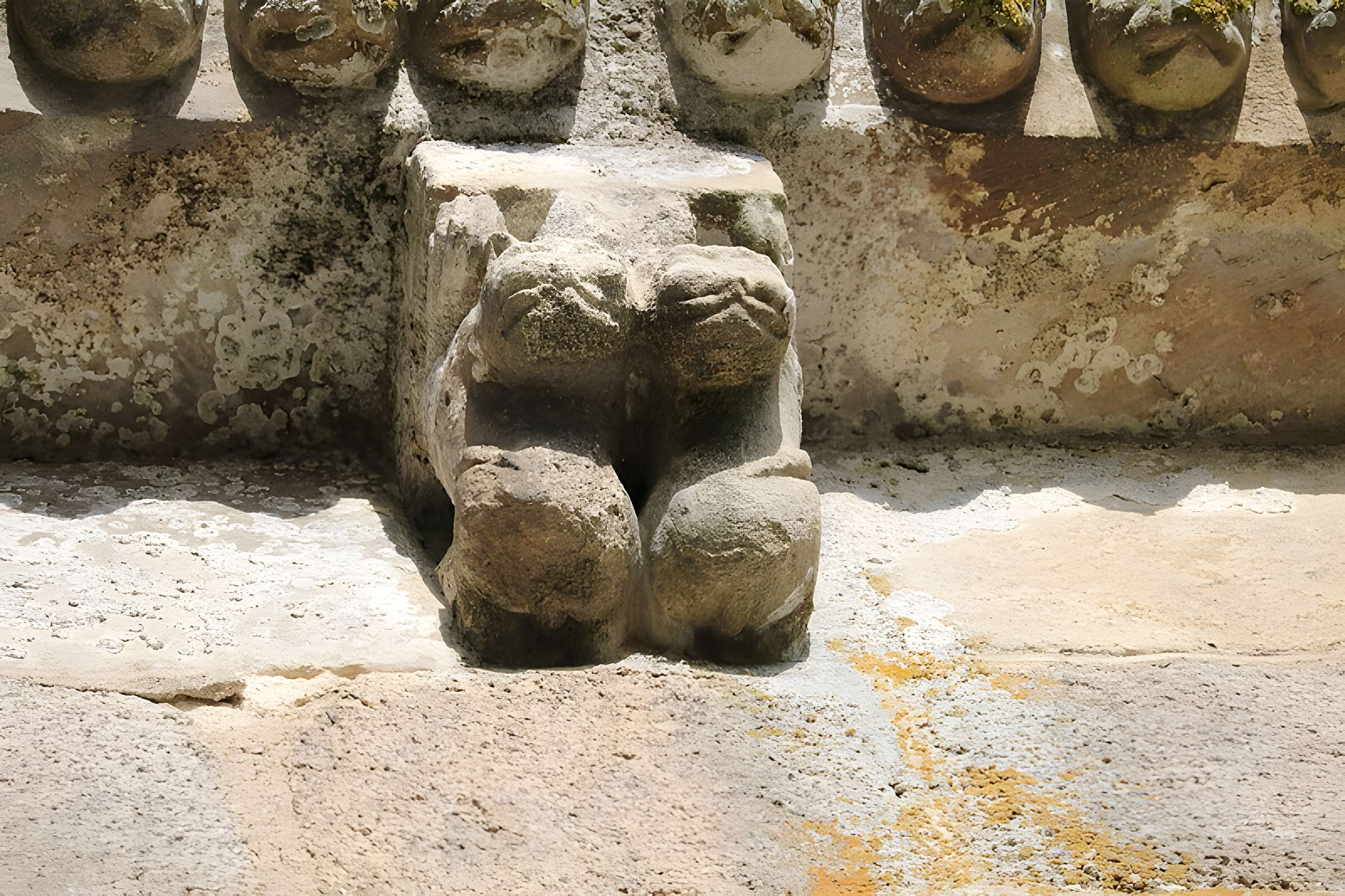 Ancienne église priorale Saint-Pierre de Parthenay-le-Vieux