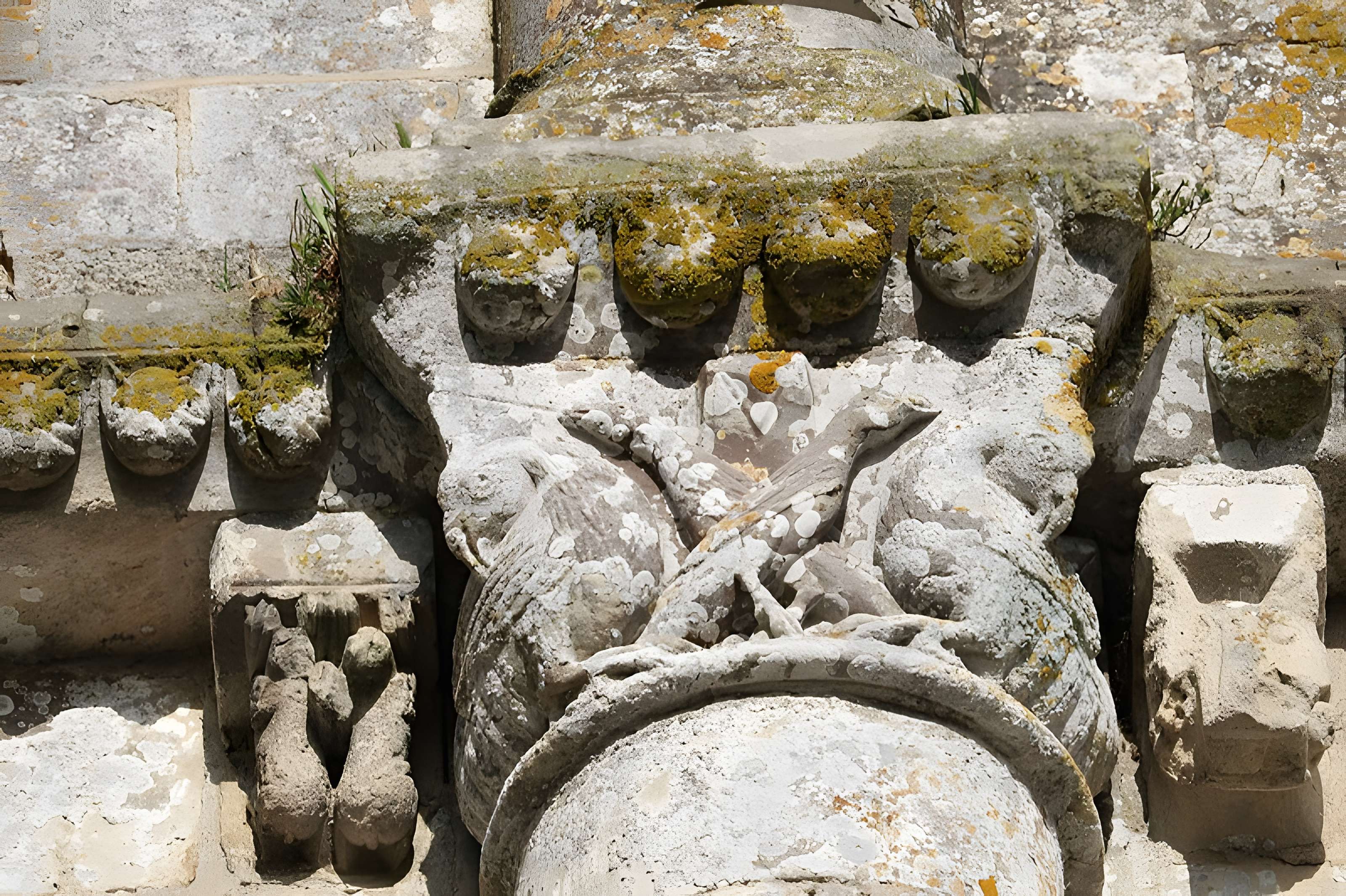 Ancienne église priorale Saint-Pierre de Parthenay-le-Vieux