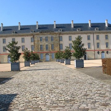 Centre national du costume de scène et de la scénographie