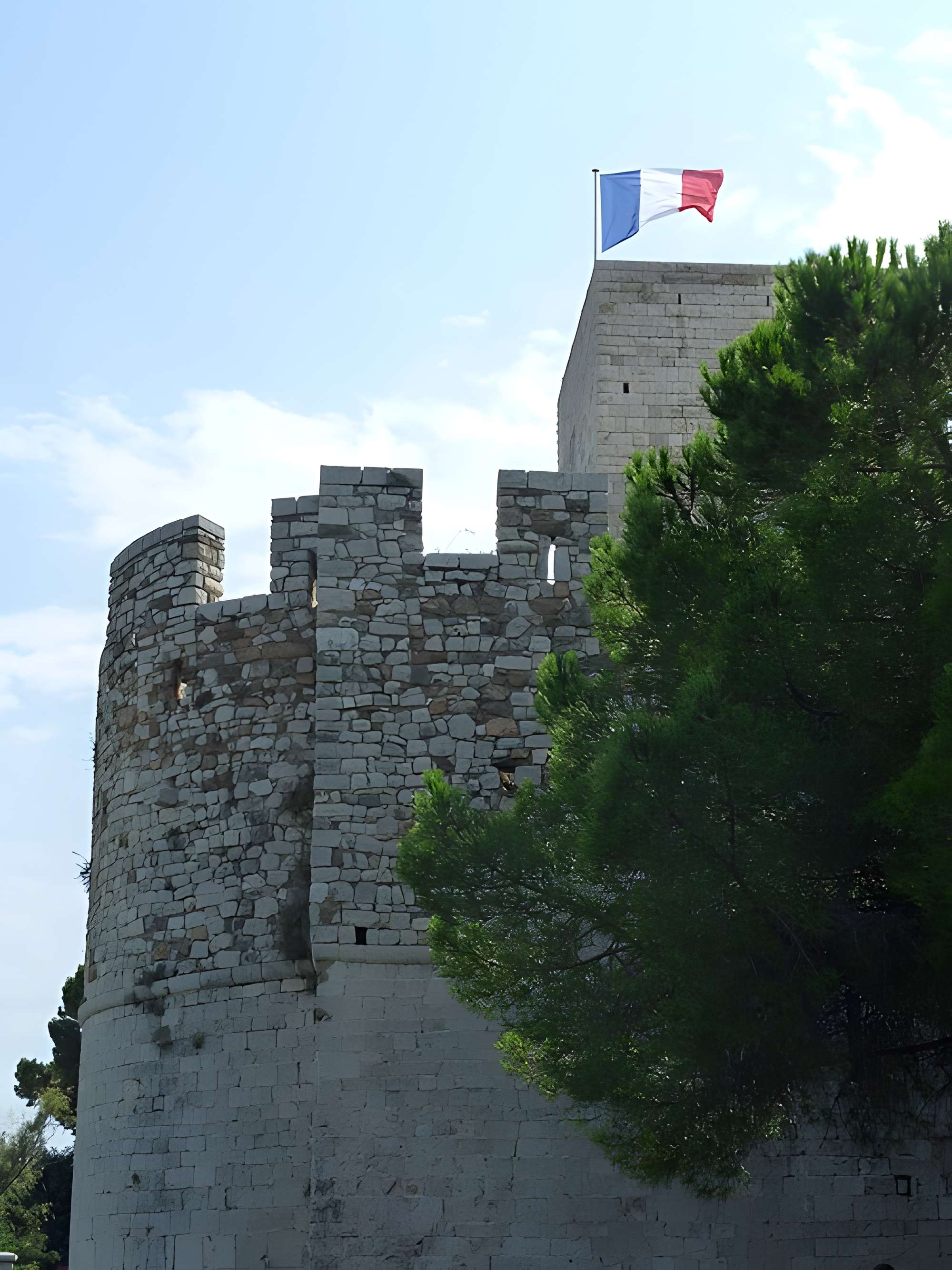 Musée des explorations du monde (MEM)