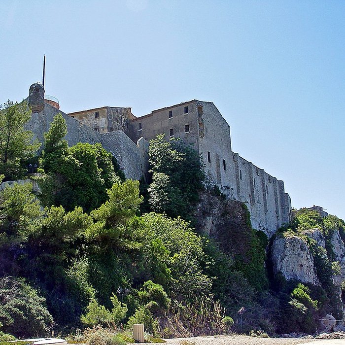 Photo de Le musée du Masque de fer et du Fort Royal