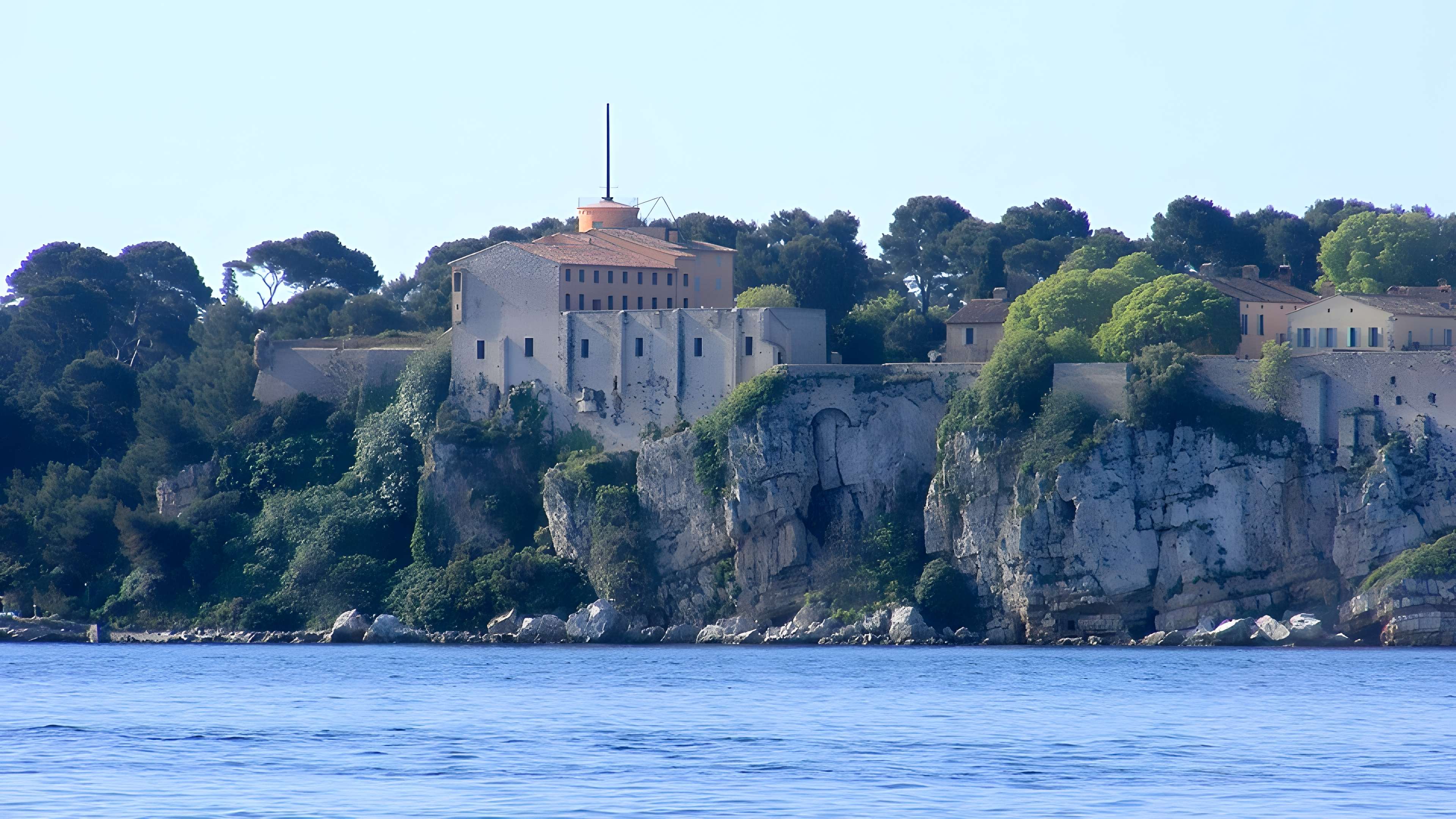 Le musée du Masque de fer et du Fort Royal