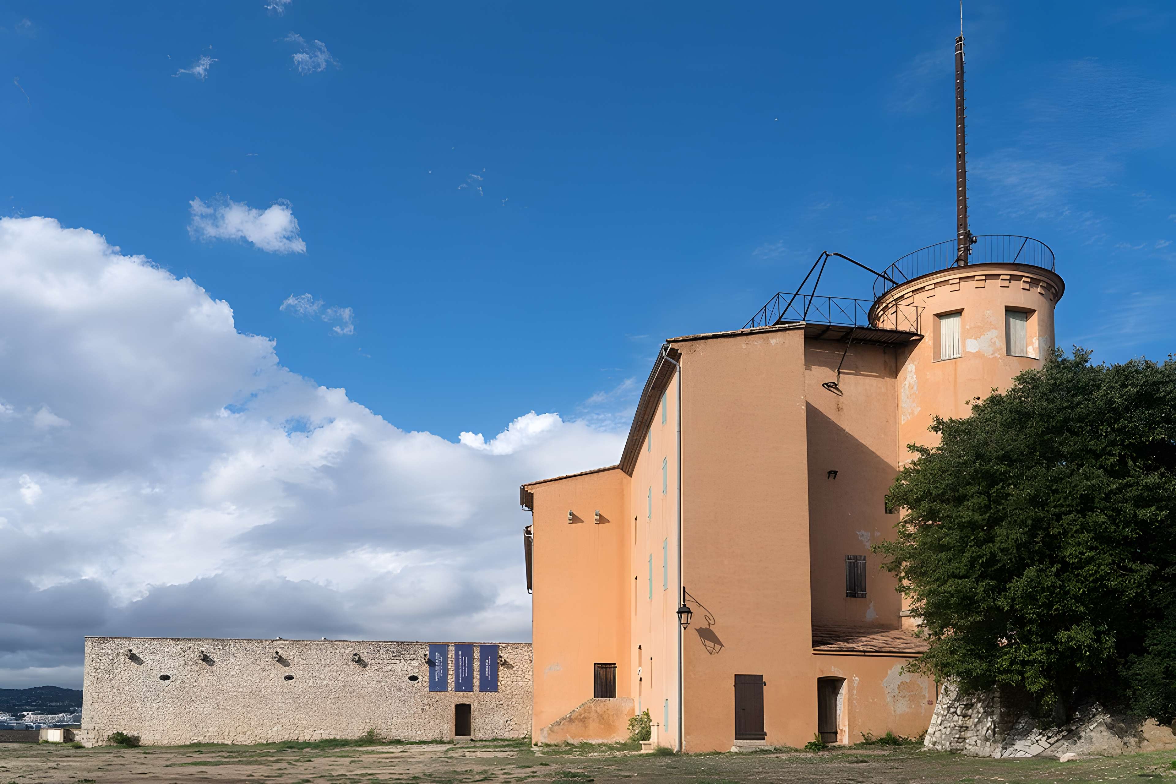Le musée du Masque de fer et du Fort Royal