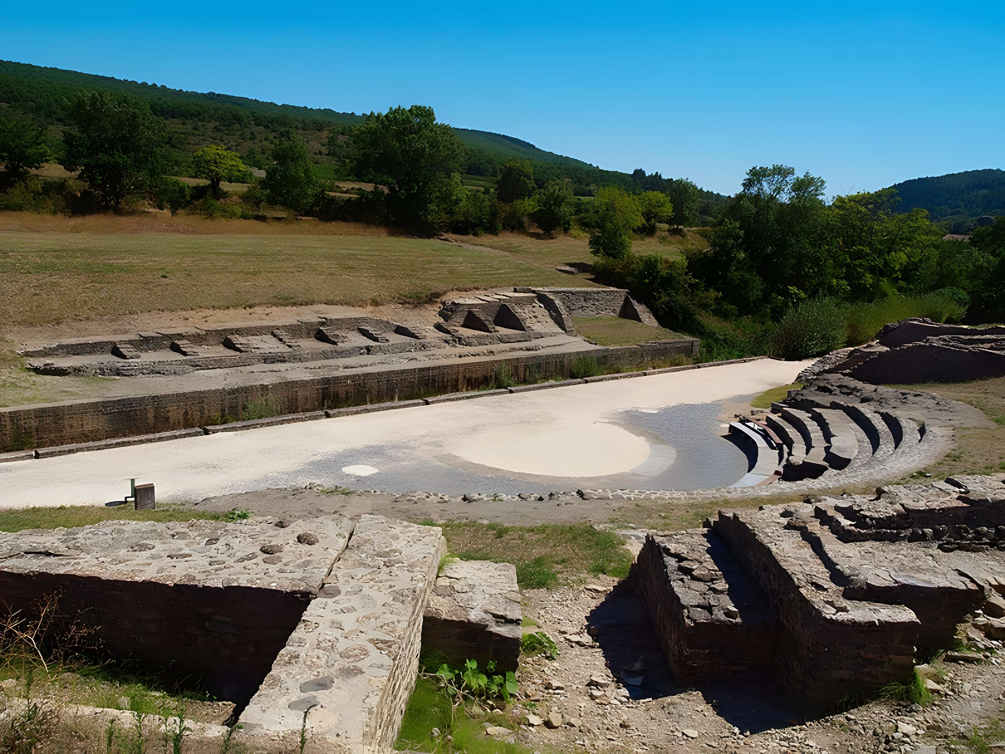 Site archéologique d'Alba-la-Romaine