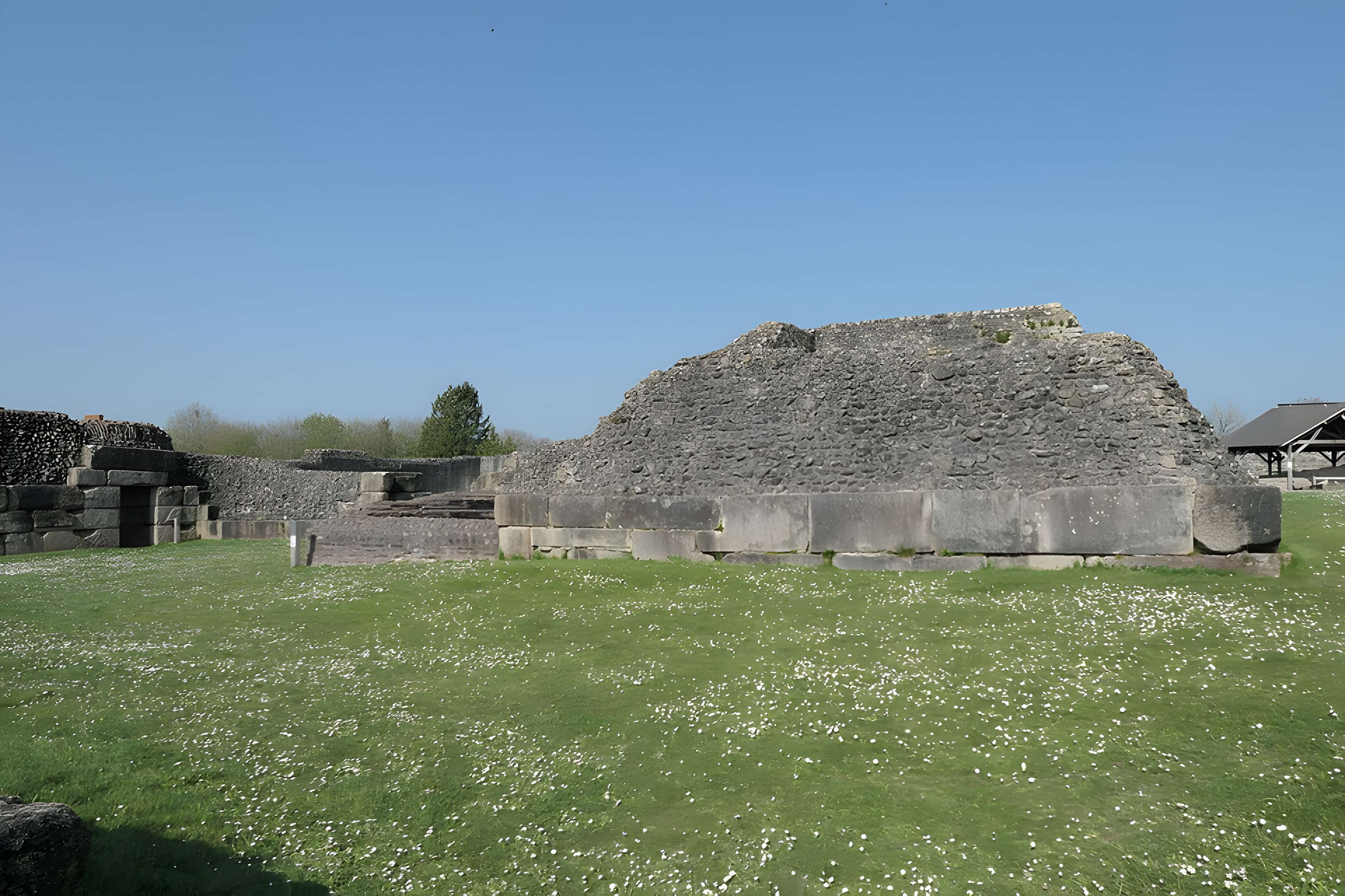 Site archéologique de Jublains (camp romain)