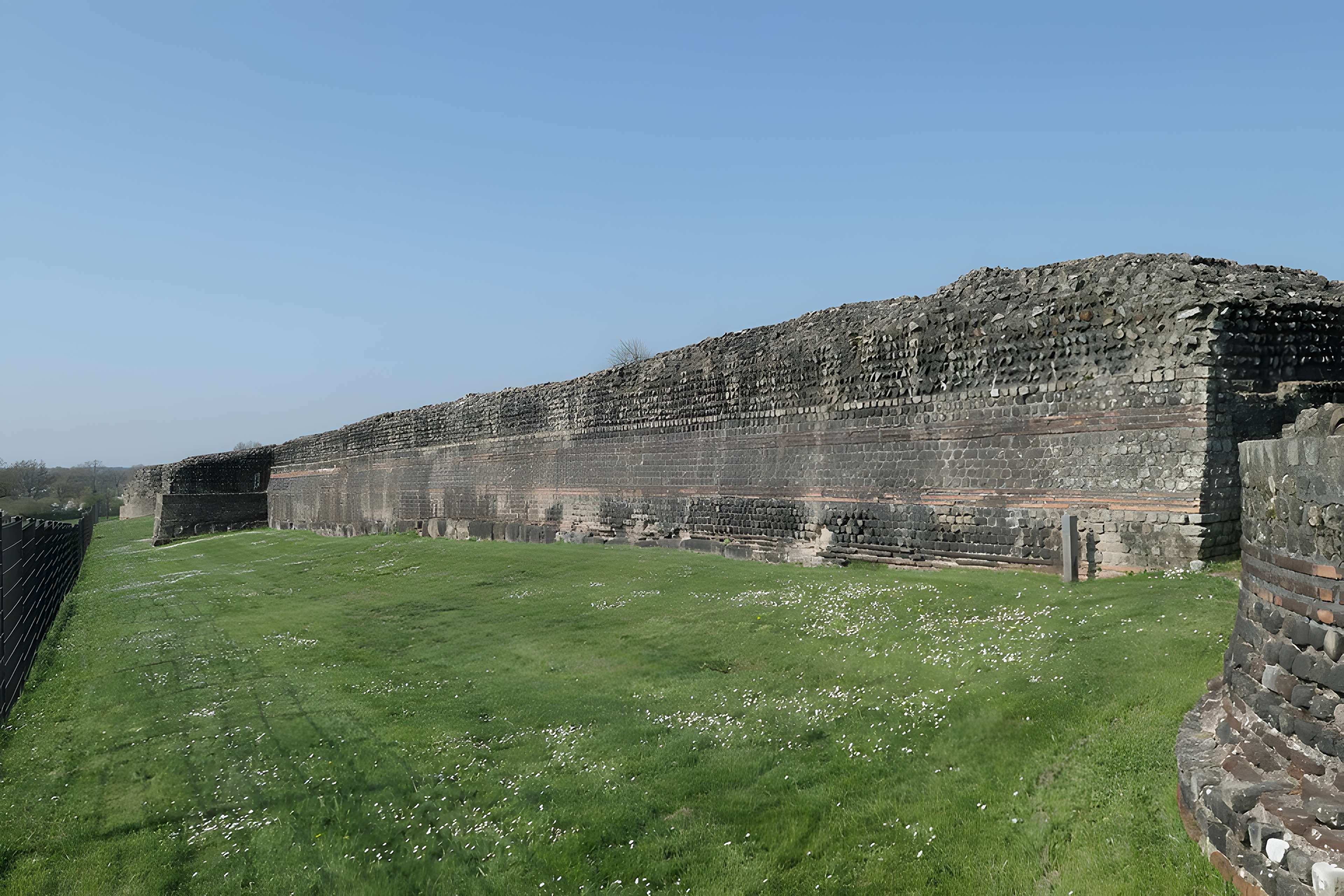 Site archéologique de Jublains (camp romain)