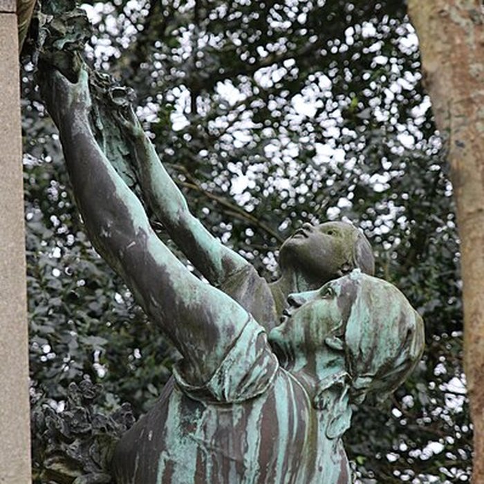 Photo de Statue de Jean-François Millet dans le jardin public, à Octeville