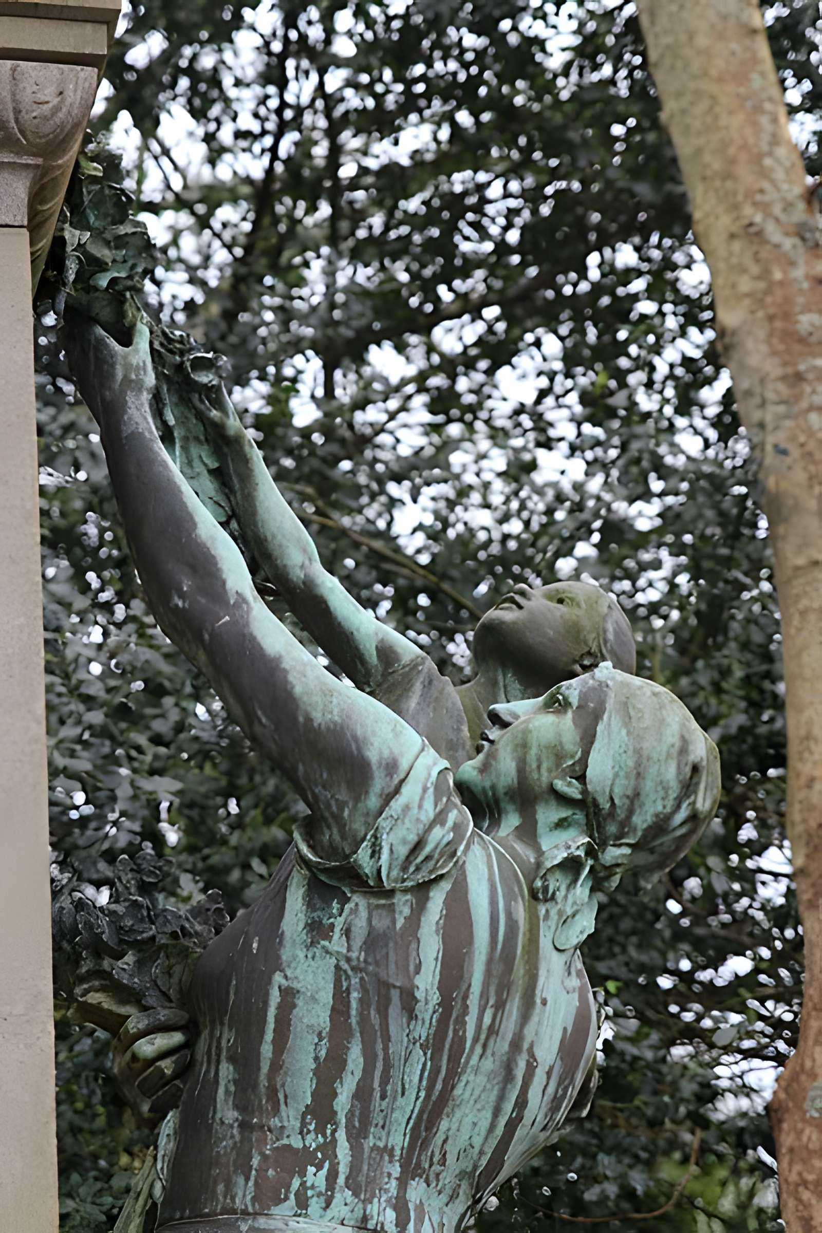 Statue de Jean-François Millet dans le jardin public, à Octeville