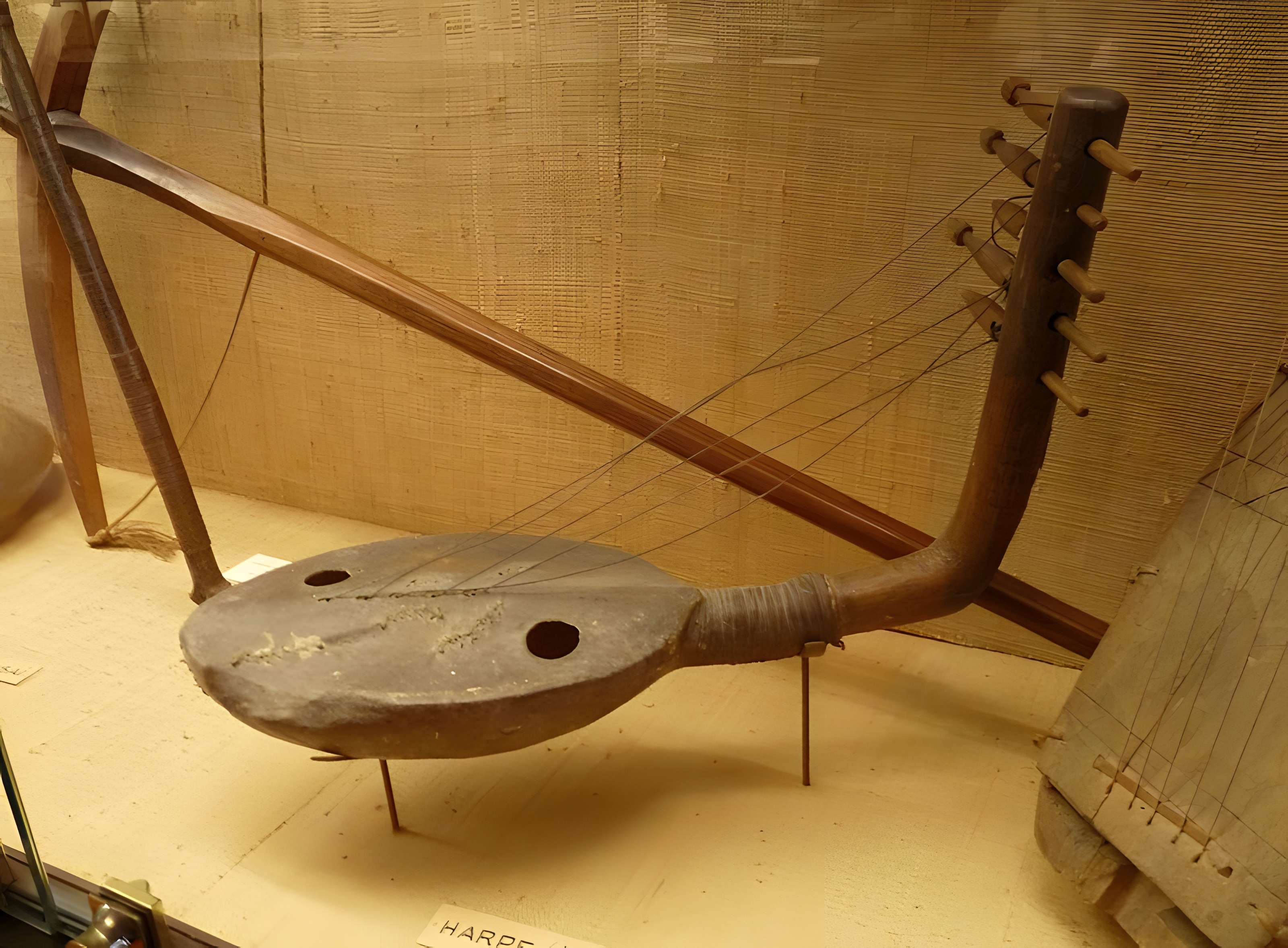 Musée napoléonien et musée africain (annexes du musée national des châteaux de Malmaison et de Bois Préau)