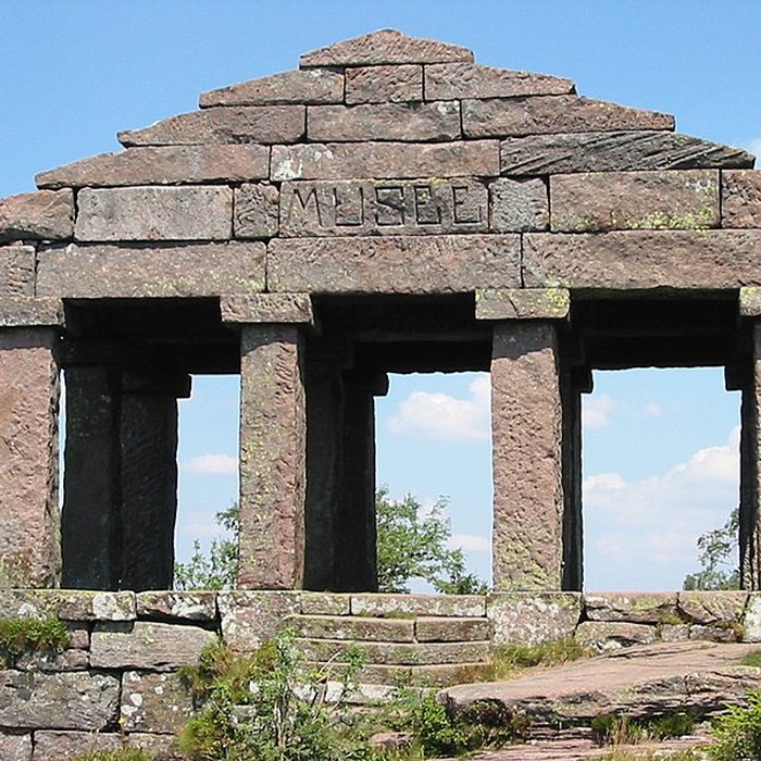 Photo de Temple du Donon à Grandfontaine