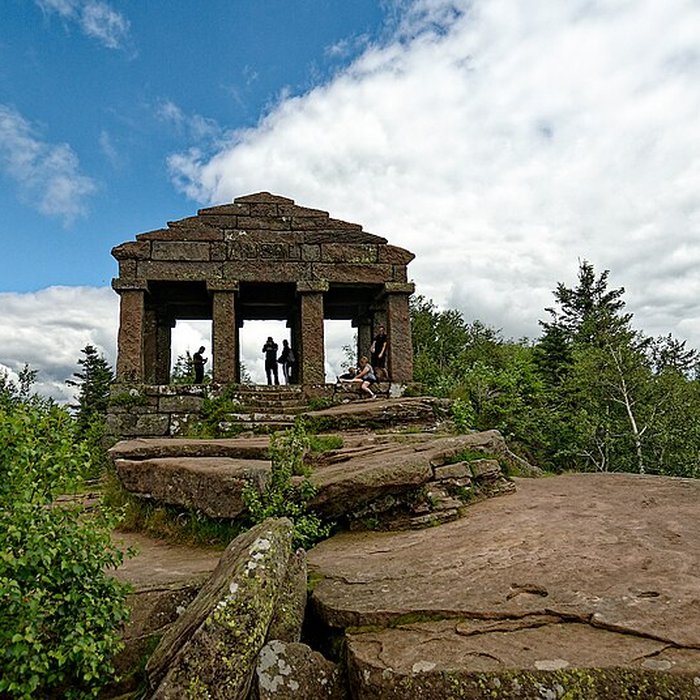 Photo de Temple du Donon à Grandfontaine