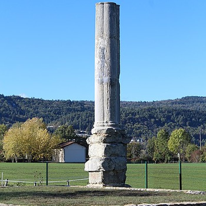 Photo de Temple romain dIzernore