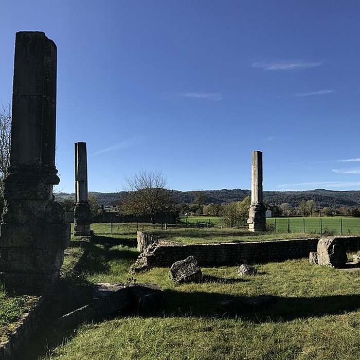 Photo de Temple romain dIzernore