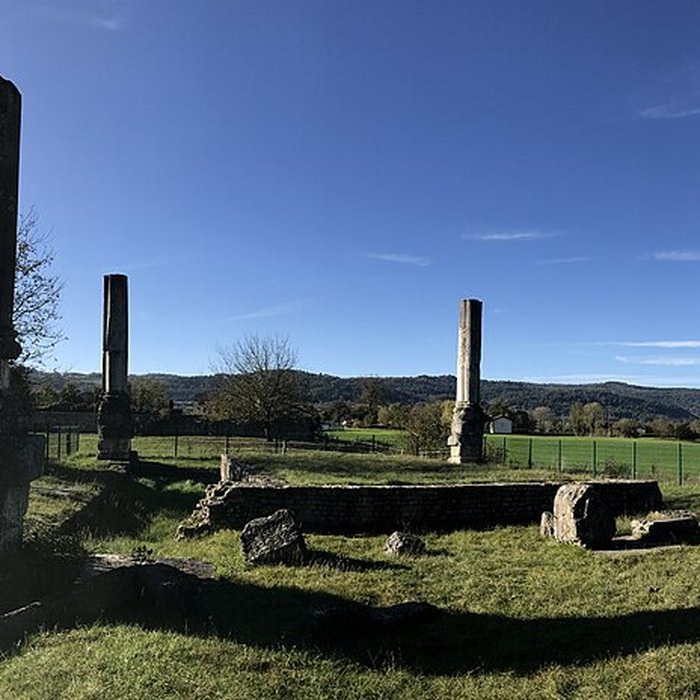 Photo de Temple romain dIzernore