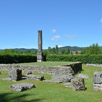 Temple romain dIzernore