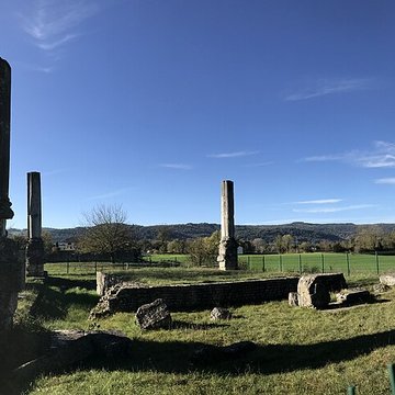Temple romain dIzernore