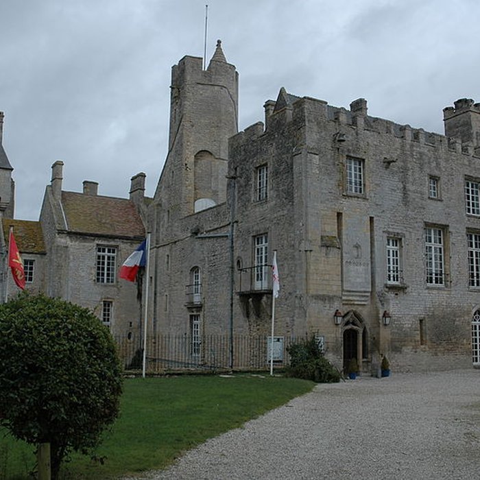 Photo de Château de Creully