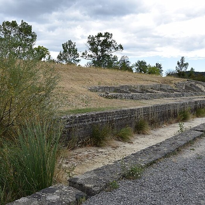Photo de Théâtre gallo-romain dAlba-la-Romaine