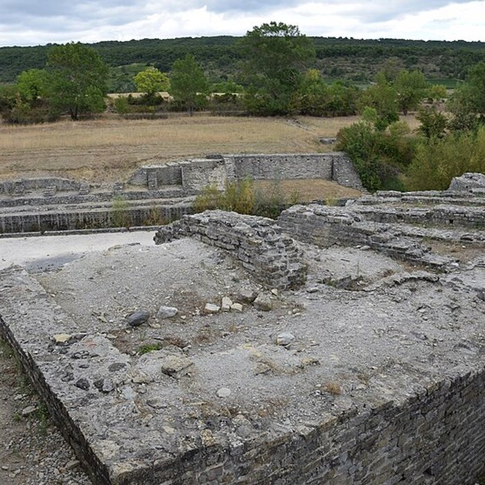Photo de Théâtre gallo-romain dAlba-la-Romaine