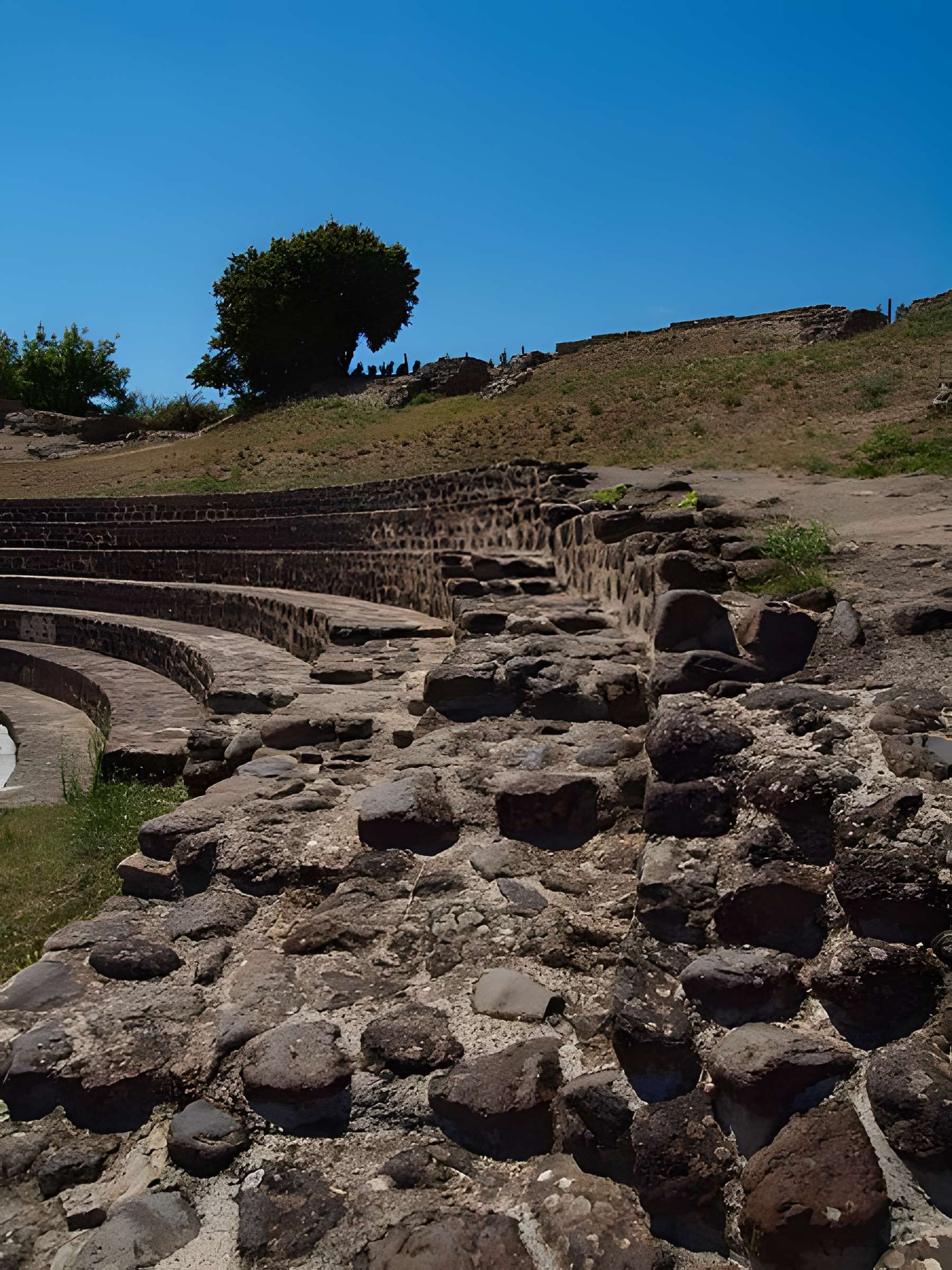 Théâtre gallo-romain d'Alba-la-Romaine
