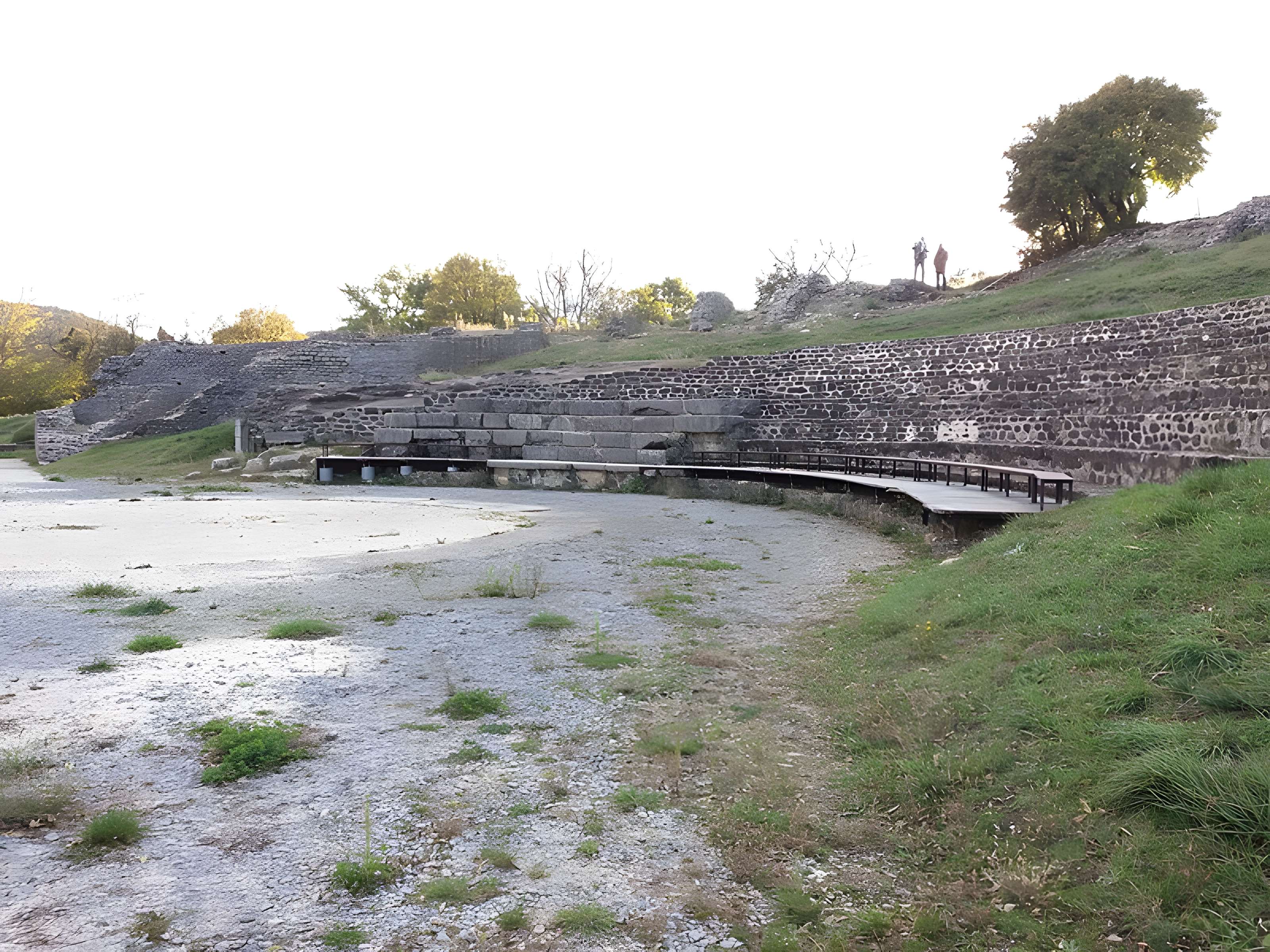 Théâtre gallo-romain d'Alba-la-Romaine