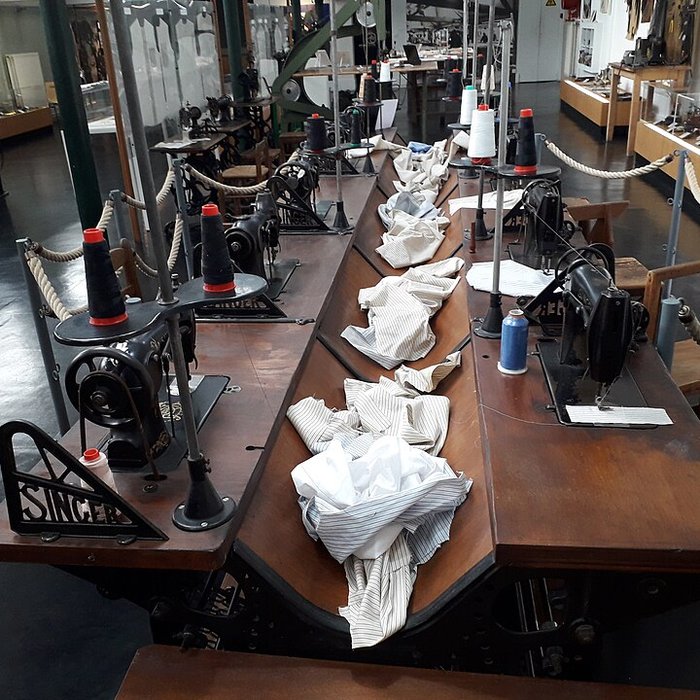 Photo de Musée de la chemiserie et de lélégance masculine