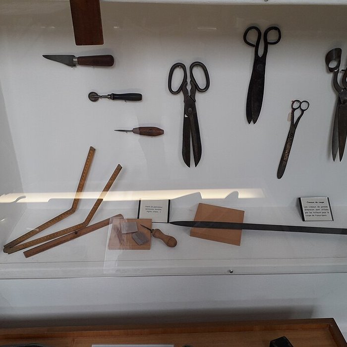 Photo de Musée de la chemiserie et de lélégance masculine