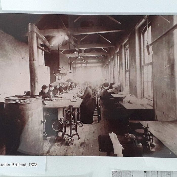 Photo de Musée de la chemiserie et de lélégance masculine