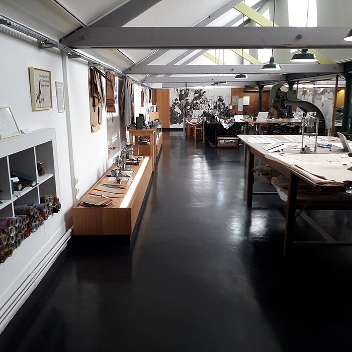 Photo de Musée de la chemiserie et de lélégance masculine