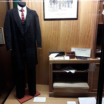 Musée de la chemiserie et de lélégance masculine