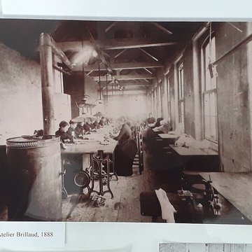 Musée de la chemiserie et de lélégance masculine