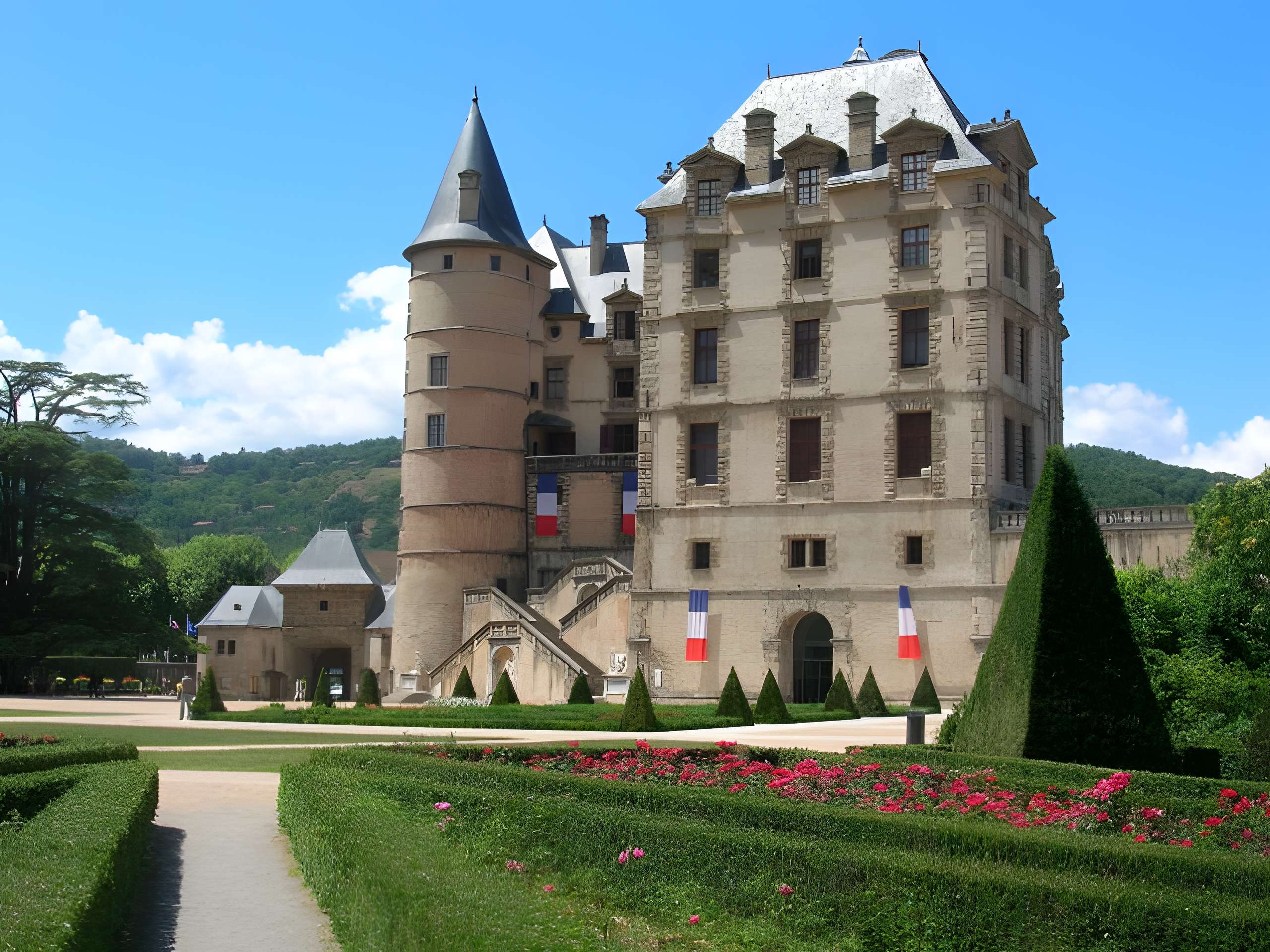 Musée départemental de la Révolution française