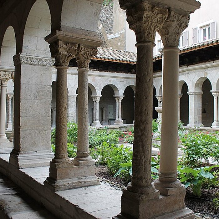 Photo de Musée du cloître Saint-André-le-Bas
