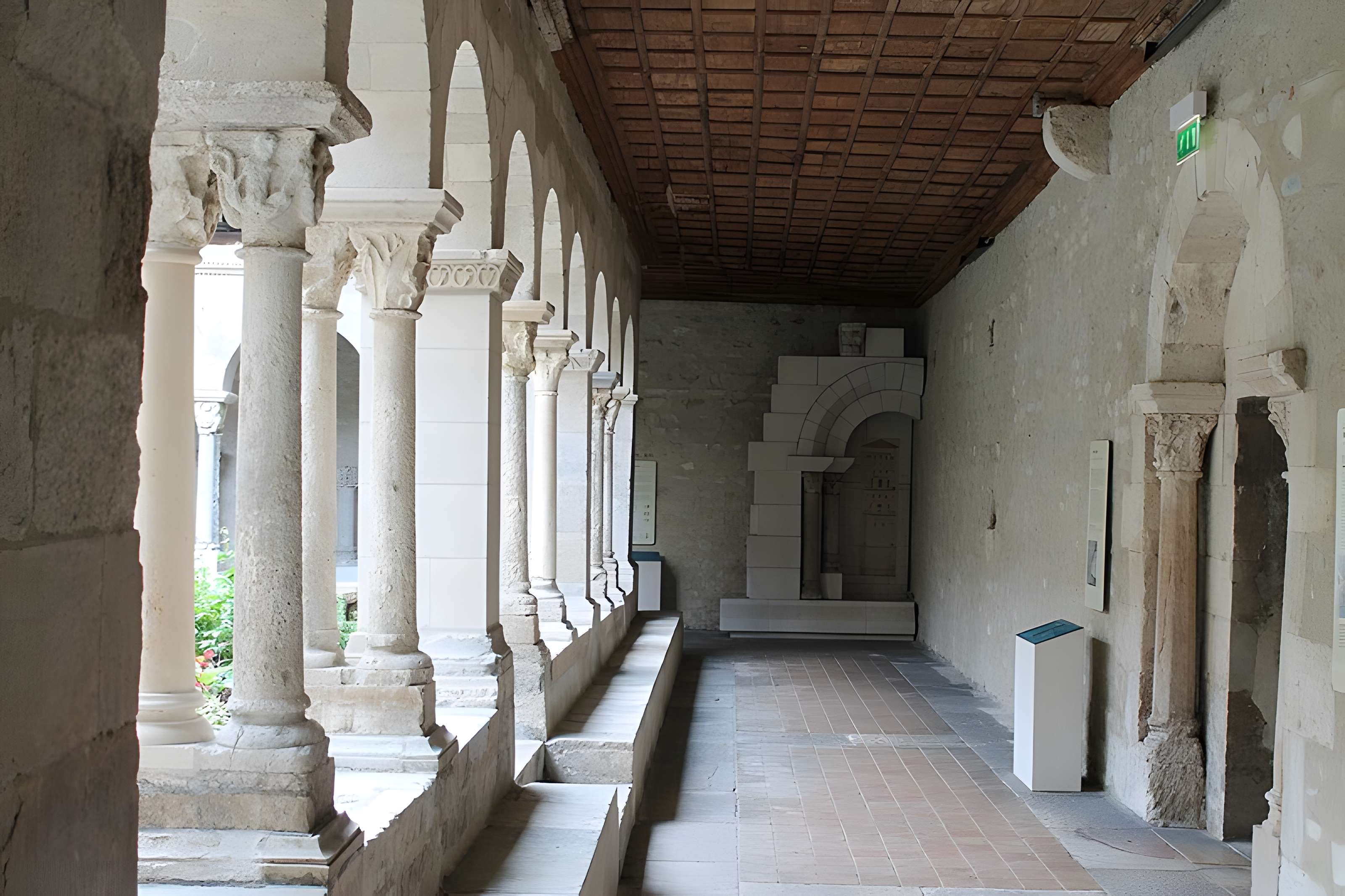 Musée du cloître Saint-André-le-Bas