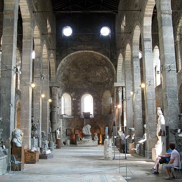 Musée lapidaire Saint-Pierre