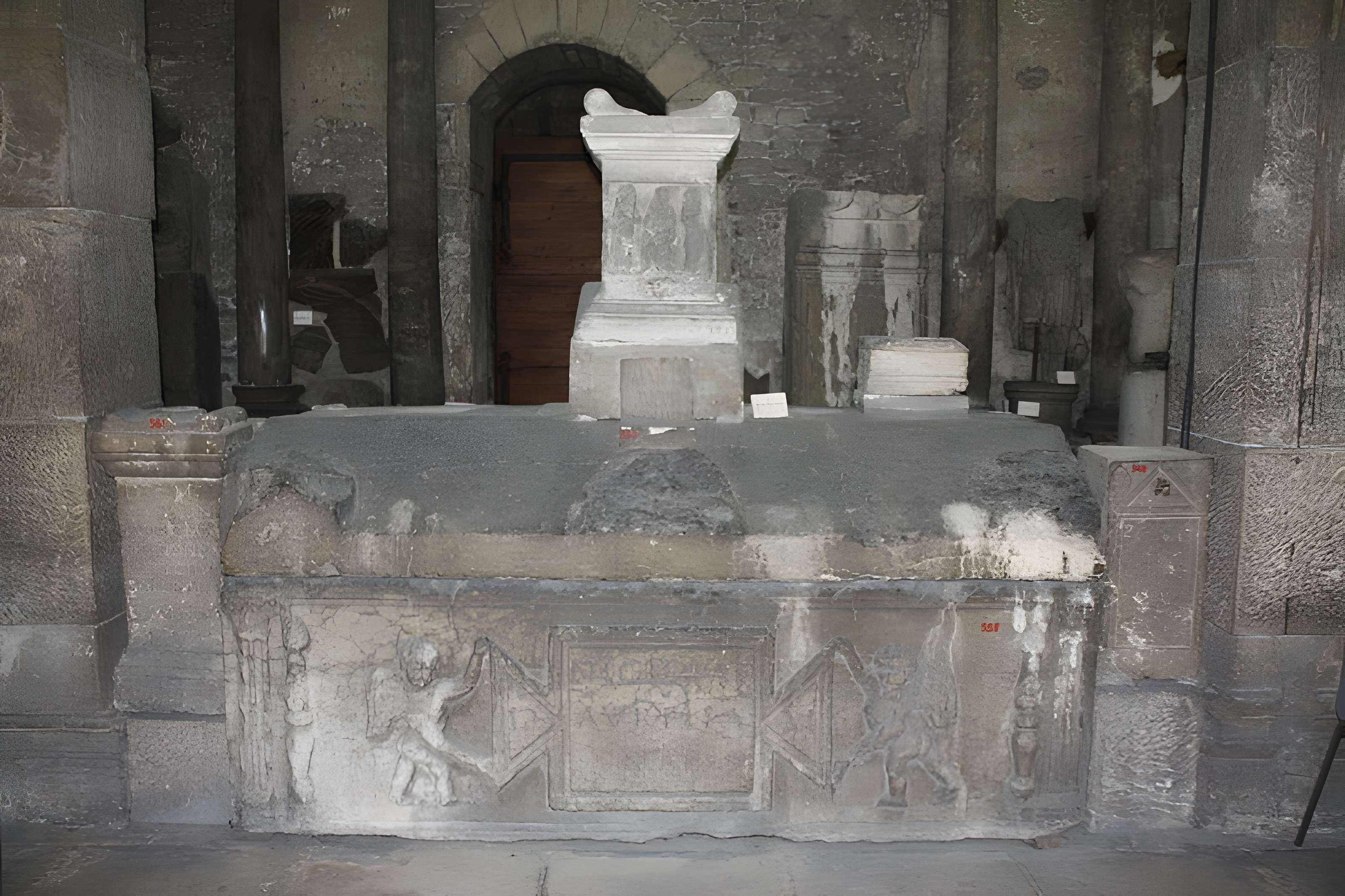 Musée lapidaire Saint-Pierre