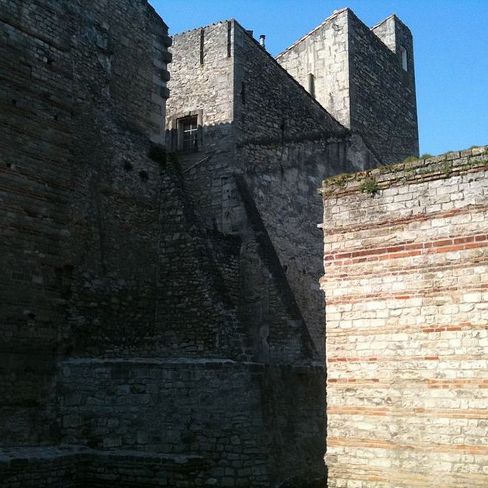 Photo de Thermes de Constantin à Arles