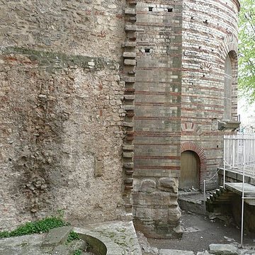 Thermes de Constantin à Arles