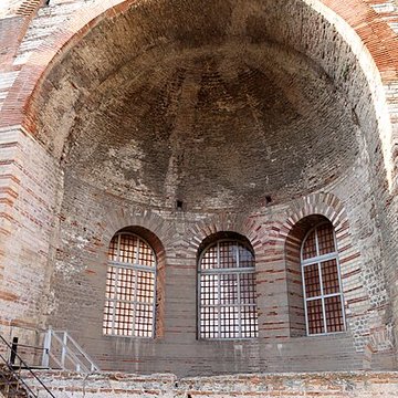 Thermes de Constantin à Arles